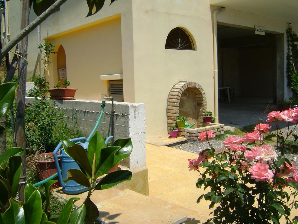 Scorpios Apartments Dassia  Exterior photo
